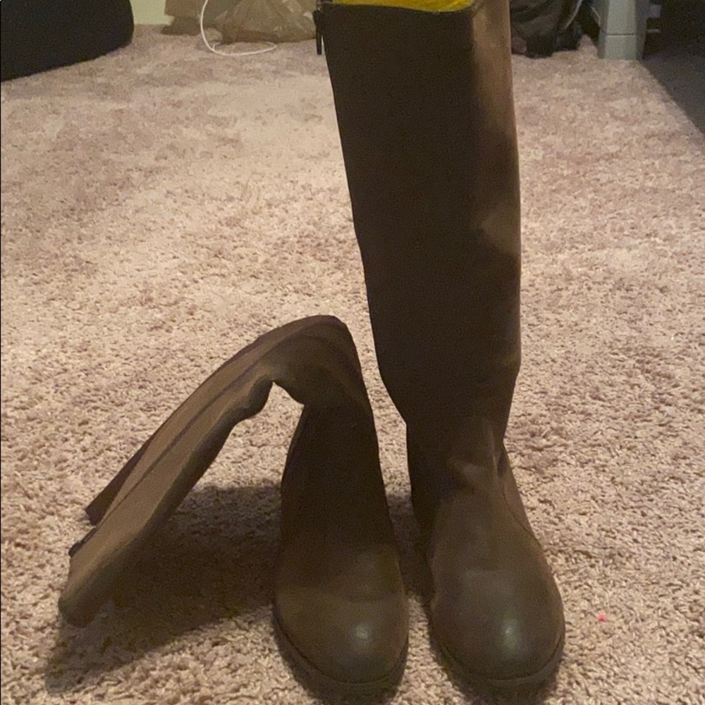 tall brown boots